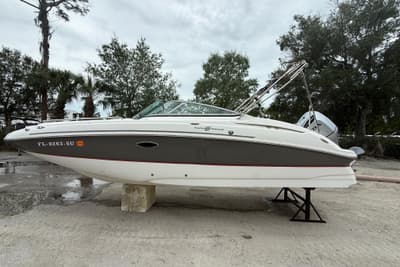BOATZON | Hurricane SunDeck 2400 OB 2014