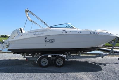 BOATZON | Hurricane SunDeck 2400 OB 2017