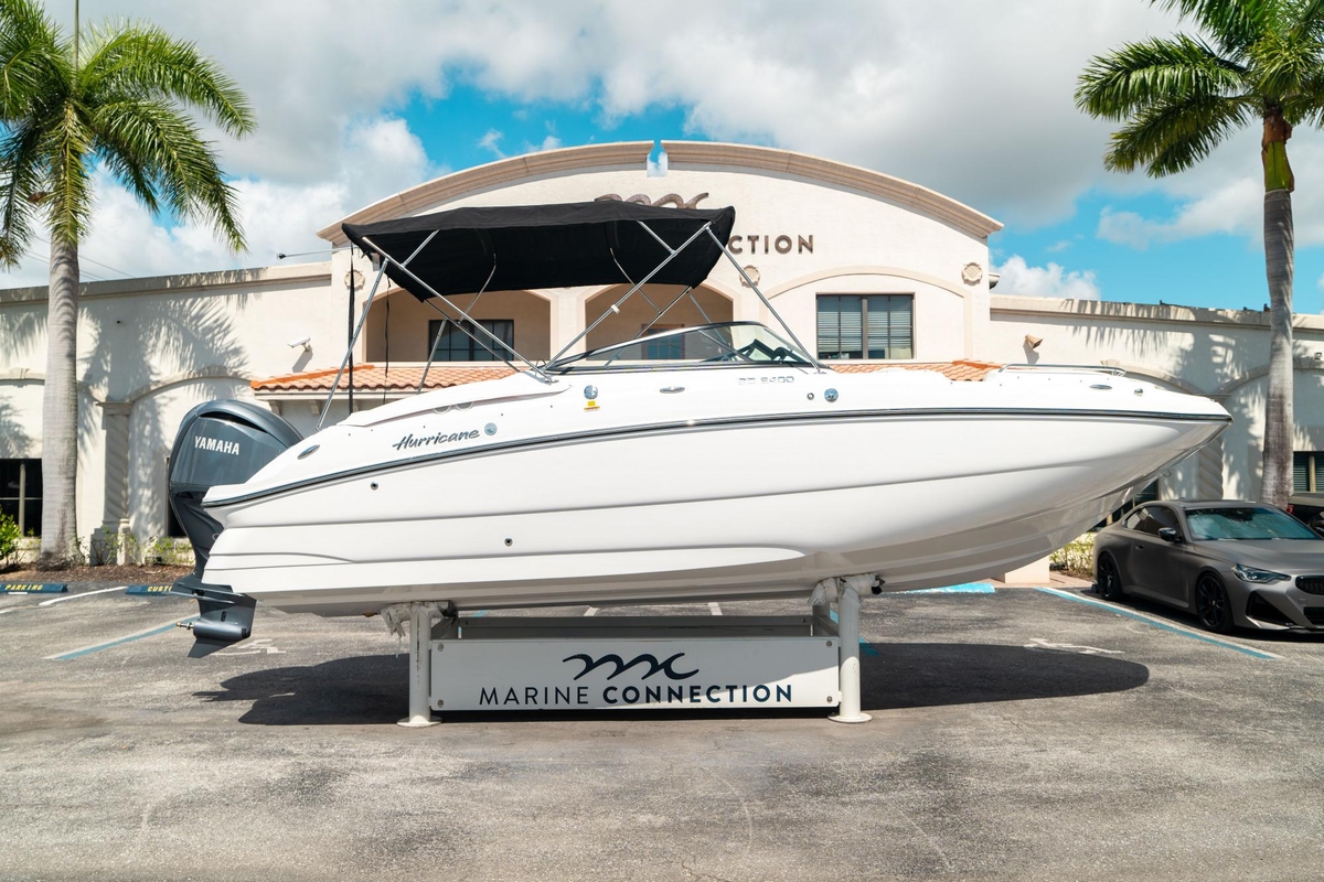 2024 Hurricane SunDeck 2400 OB - Sold Boat