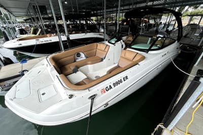 BOATZON | Hurricane SunDeck 2486 OB 2026