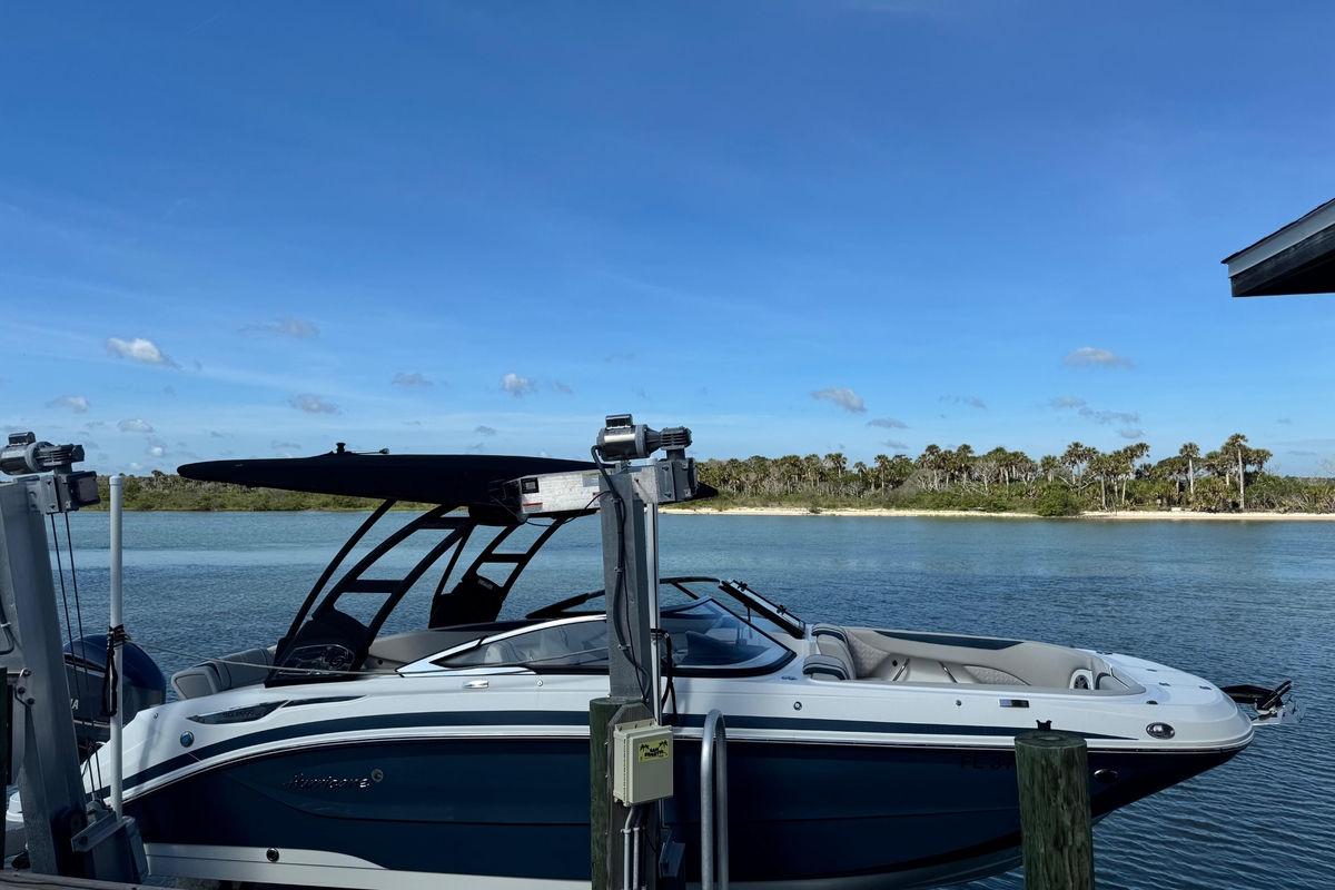 2023 Hurricane SunDeck 2600 OB - Sold Boat
