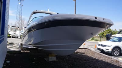 BOATZON | Hurricane SunDeck 2690 OB 2024