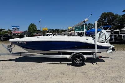 BOATZON | Hurricane SunDeck Sport 185 OB 2023