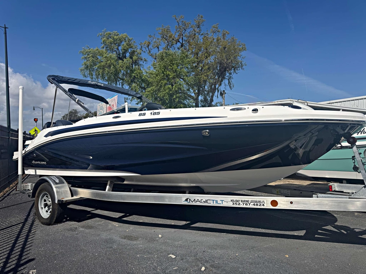2025 Hurricane SunDeck Sport 185 OB - Sold Boat