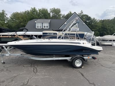BOATZON | Hurricane SunDeck Sport 185 OB 2026 BOATZON | Hurricane SunDeck Sport 185 OB 2026