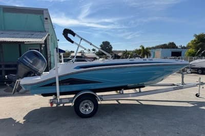 BOATZON | Hurricane SunDeck Sport 185 OB 2026