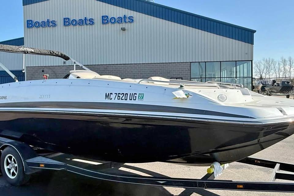 2018 Hurricane SunDeck Sport 188 IO - Sold Boat
