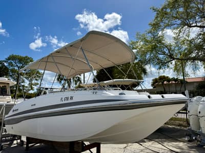 BOATZON | Hurricane SunDeck Sport 188 OB 2017