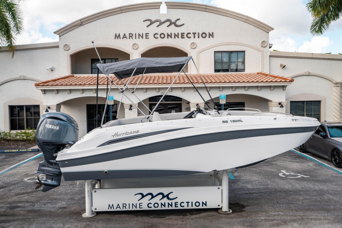 2025 Hurricane SunDeck Sport 192 RL OB - Sold Boat