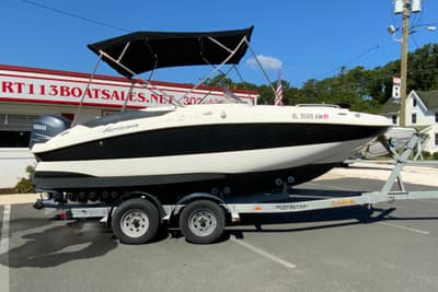 BOATZON | Hurricane SunDeck Sport 200 OB 2010