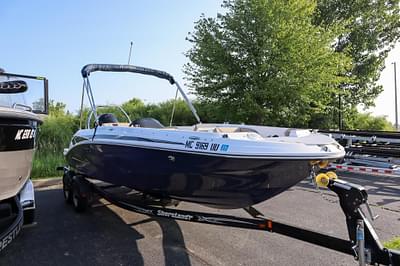 BOATZON | Hurricane SunDeck Sport 205 OB 2022