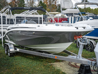 BOATZON | Hurricane SunDeck Sport 205 OB 2022
