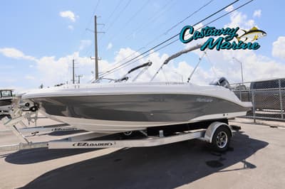 BOATZON | Hurricane SunDeck Sport 205 OB 2026