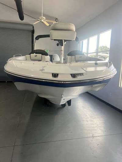 BOATZON | Hurricane Sundeck Sport 218 OB 2024
