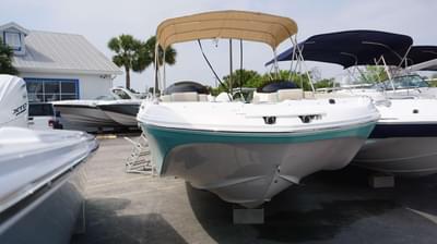 BOATZON | Hurricane Sundeck Sport 218 OB 2024