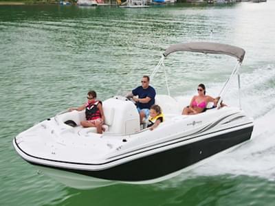 BOATZON | Hurricane SunDeck Sport SS 188 IO 2013 BOATZON | Hurricane SunDeck Sport SS 188 IO 2013