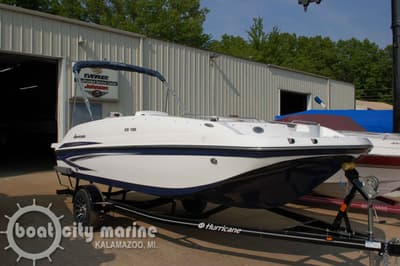 BOATZON | Hurricane SunDeck Sport SS 188 IO 2025