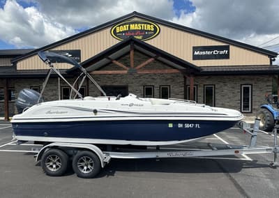 BOATZON | Hurricane SunDeck Sport SS 188 OB 2013