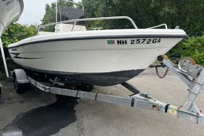 BOATZON | Hydra-Sports 180 Seahorse CC 2000