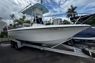 BOATZON | Hydra-Sports 212 CC 2002 BOATZON | Hydra-Sports 212 CC 2002