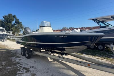 BOATZON | Hydra-Sports 2300 CC 2008