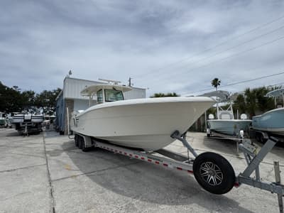 BOATZON | Hydra Sports 3400 CC 2016