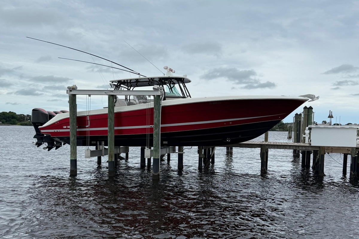 2013 Hydra-Sports 4200 Siesta - Sold Boat