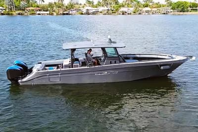 BOATZON | Hydra-Sports 4200 Siesta 2016