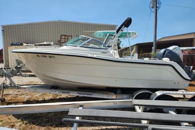 BOATZON | Hydra-Sports Lightning 202 DC 2004