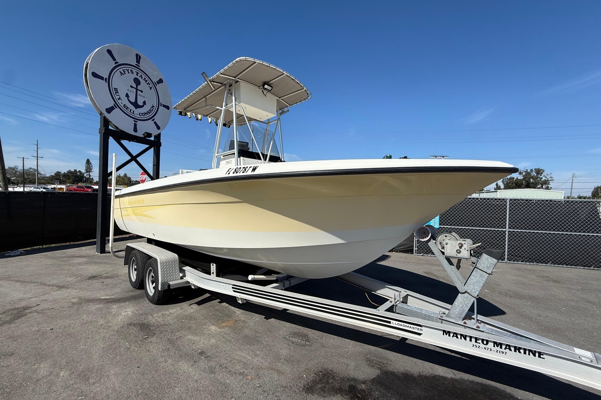 2006 Hydra-Sports Lightning 212 CC - Sold Boat