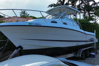 BOATZON | Hydra-Sports Vector 2800 WA 2001