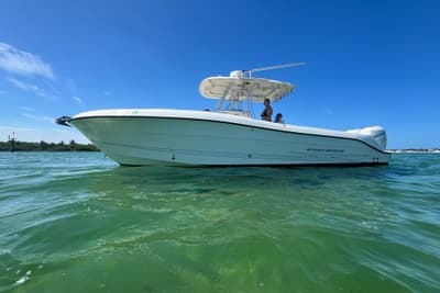 BOATZON | Hydra-Sports Vector 2900 CC 2008