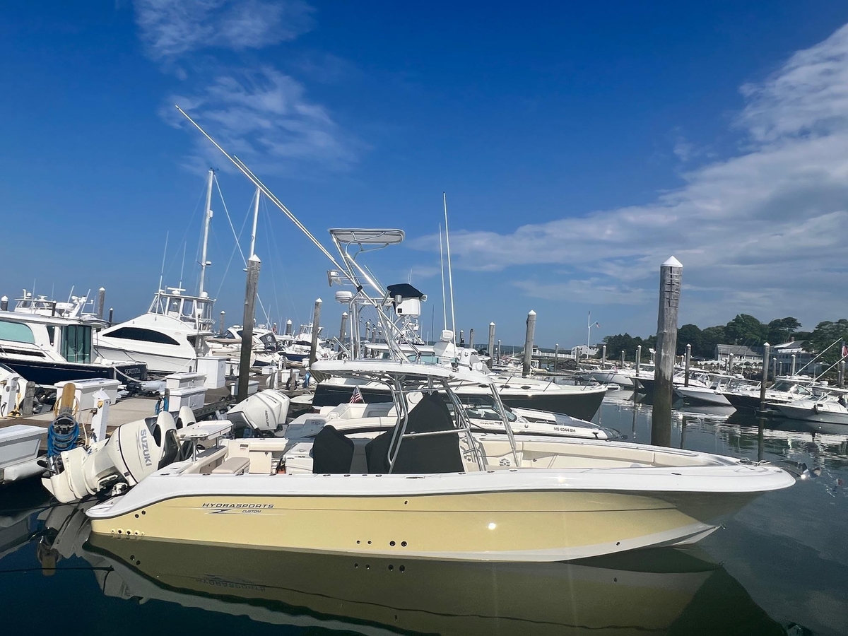 2005 Hydra-Sports Vector 3300 CC - Sold Boat