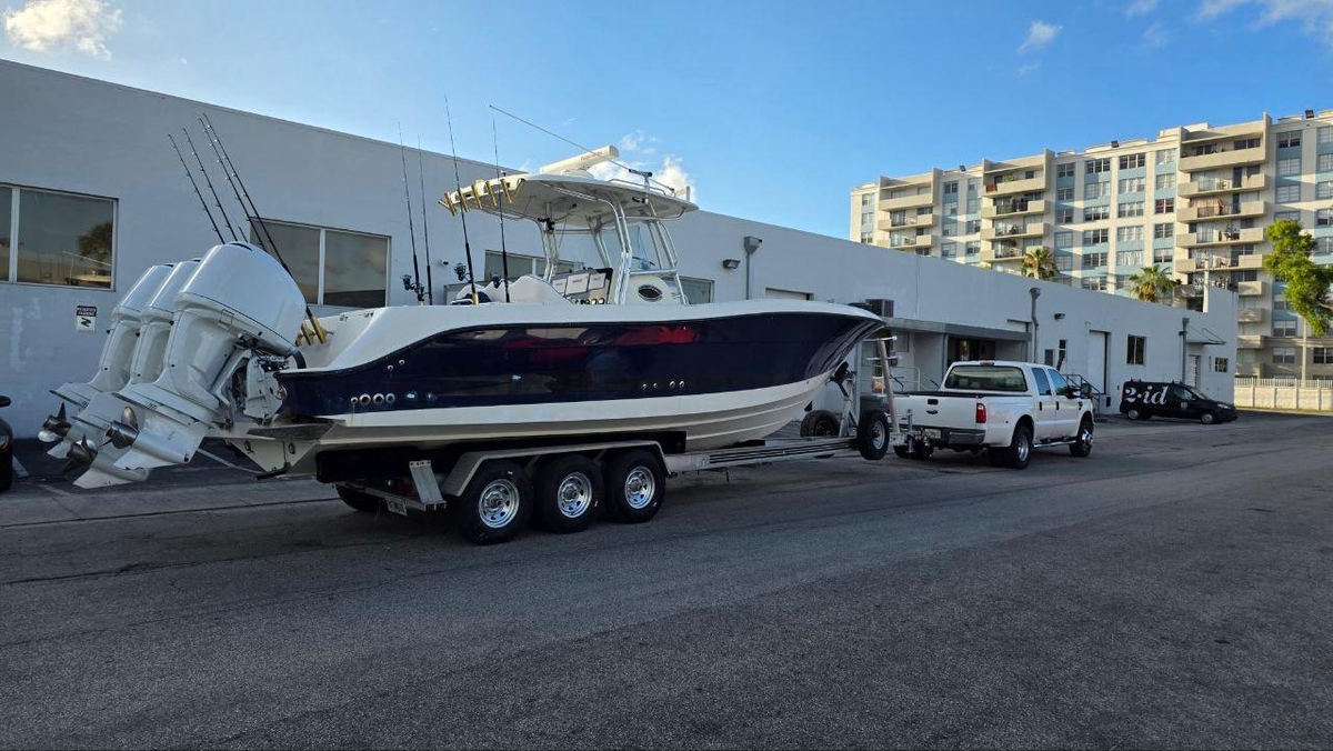 2008 Hydra-Sports Vector 3300 CC - Sold Boat