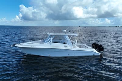 BOATZON | Hydra-Sports Vector 3500 VX 2008