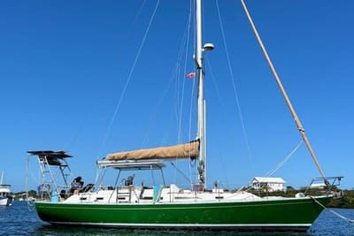 BOATZON | Hylas 44 1989