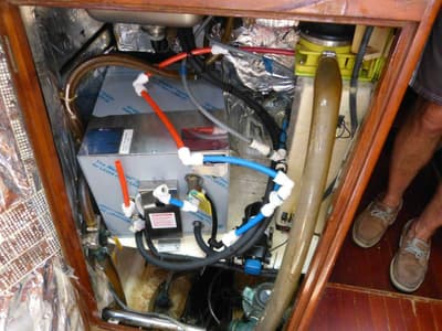 BOATZON | Hylas 44 1990