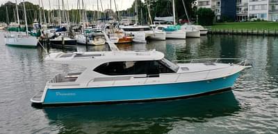 BOATZON | Hylas M44 2021 BOATZON | Hylas M44 2021