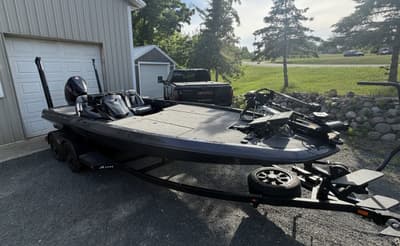 BOATZON | iKon LX Series LX20 2025