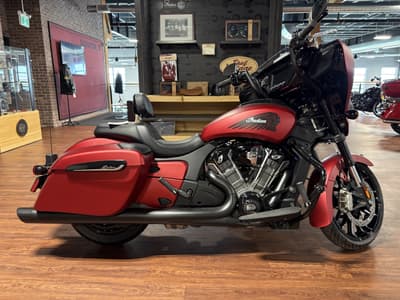 BOATZON | Indian Motorcycle Chieftain Dark Horse Power Plus 112 with RA PBA 2025 BOATZON | Indian Motorcycle Chieftain Dark Horse Power Plus 112 with RA PBA 2025
