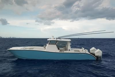 BOATZON | Insetta 35IFC 2022