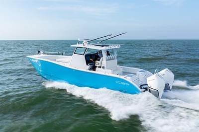 BOATZON | Insetta 35IFC 2025