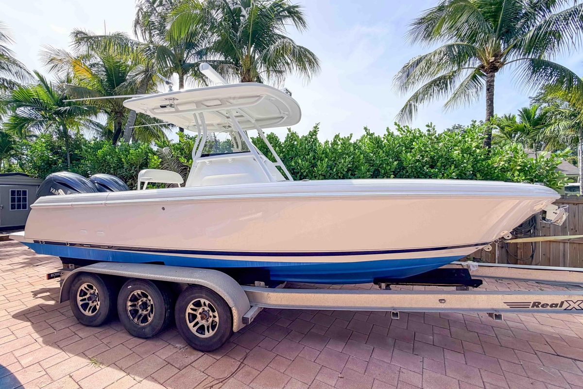 2016 Intrepid 245 Center Console - Sold Boat