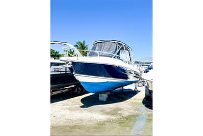 BOATZON | Intrepid 310 Walkaround 2003