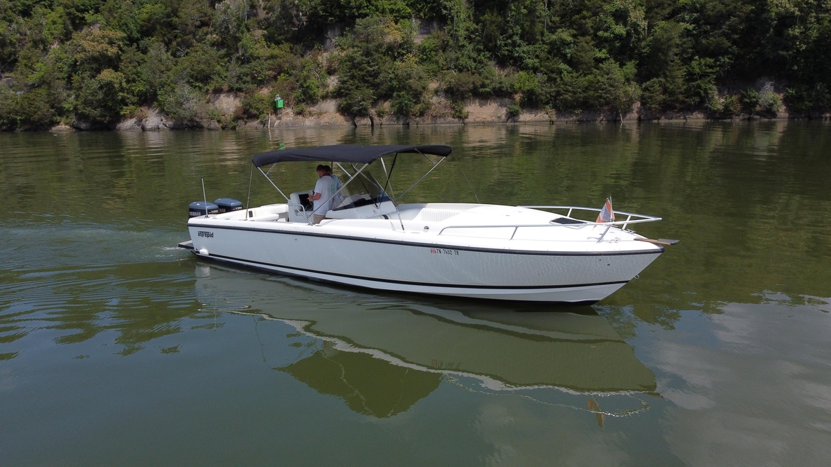 2002 Intrepid 323 Cuddy - Sold Boat