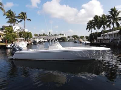 BOATZON | Intrepid 327 Center Console 2014