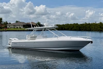 BOATZON | Intrepid 327 Cuddy 2020 BOATZON | Intrepid 327 Cuddy 2020