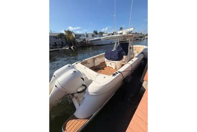 BOATZON | Intrepid 345 Nomad FE 2019