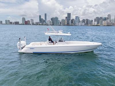 BOATZON | Intrepid 345 Nomad FE 2021 BOATZON | Intrepid 345 Nomad FE 2021