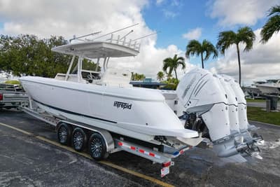 BOATZON | Intrepid 345 Nomad FE 2022 BOATZON | Intrepid 345 Nomad FE 2022